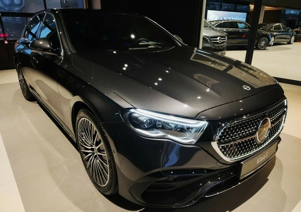 Mercedes-Benz Klasa E cena 405000 przebieg: 3888, rok produkcji 2023 z Staszów małe 301